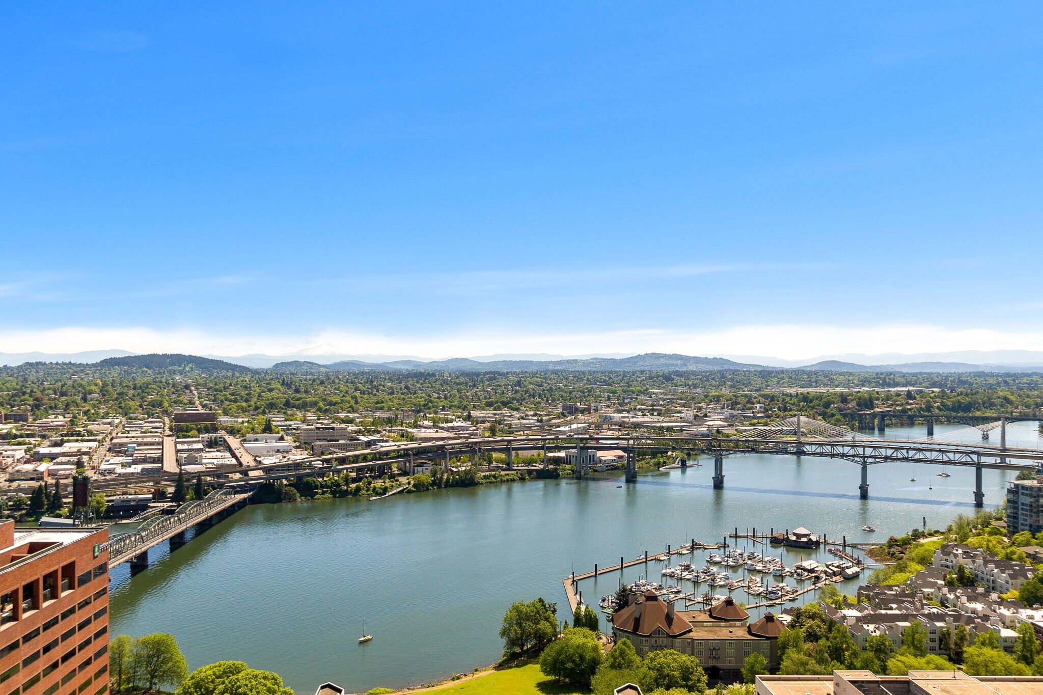 Building Photo - 1414 SW 3rd Ave