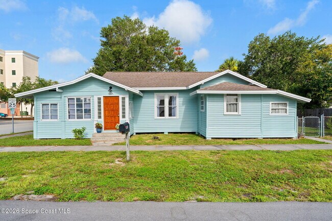 Building Photo - 1804 Tangerine St