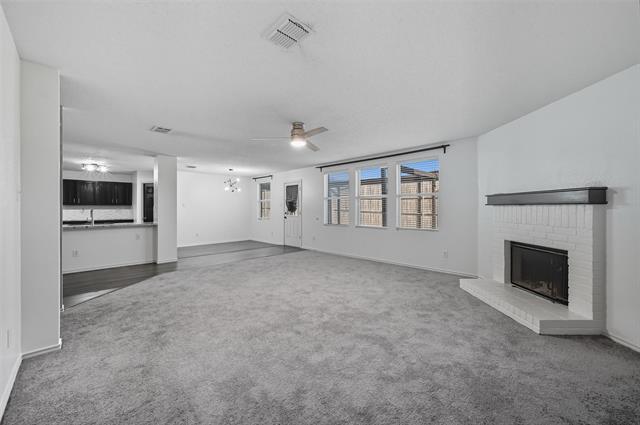 Building Photo - 1130 Annie Oakley Dr