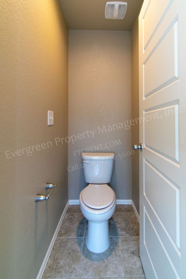 Building Photo - Absolutely Gorgeous 4-Bed Single Family Home in Copper Ridge!