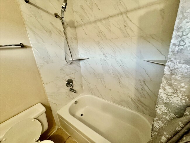 Building Photo - 8315 Augustine Dr