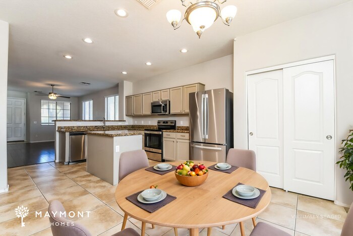 Building Photo - 4210 S Mariposa Dr