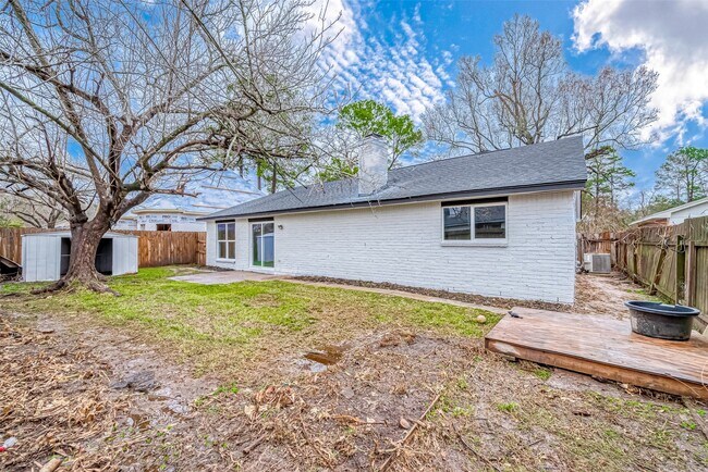 Building Photo - 23227 Pine Post Ln
