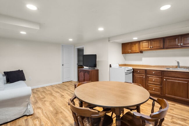 Building Photo - 3700 Kennedy Street