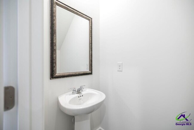 Building Photo - 121 Rolling Mdw Wy