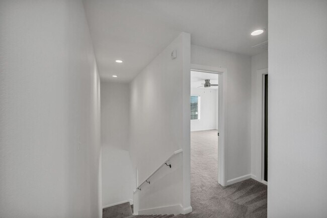 Building Photo - P.57 Kode Properties, LLC 1240-1242