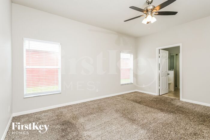 Building Photo - 503 Haywood Ln