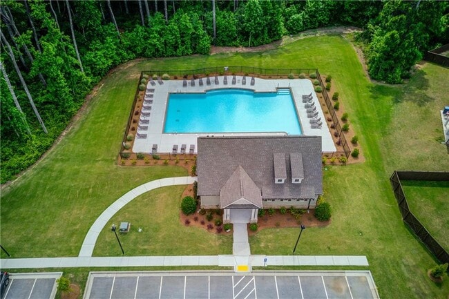 Building Photo - 404 Henson Farm Dr