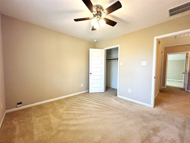 Building Photo - 22523 Birch Ridge Meadow Dr