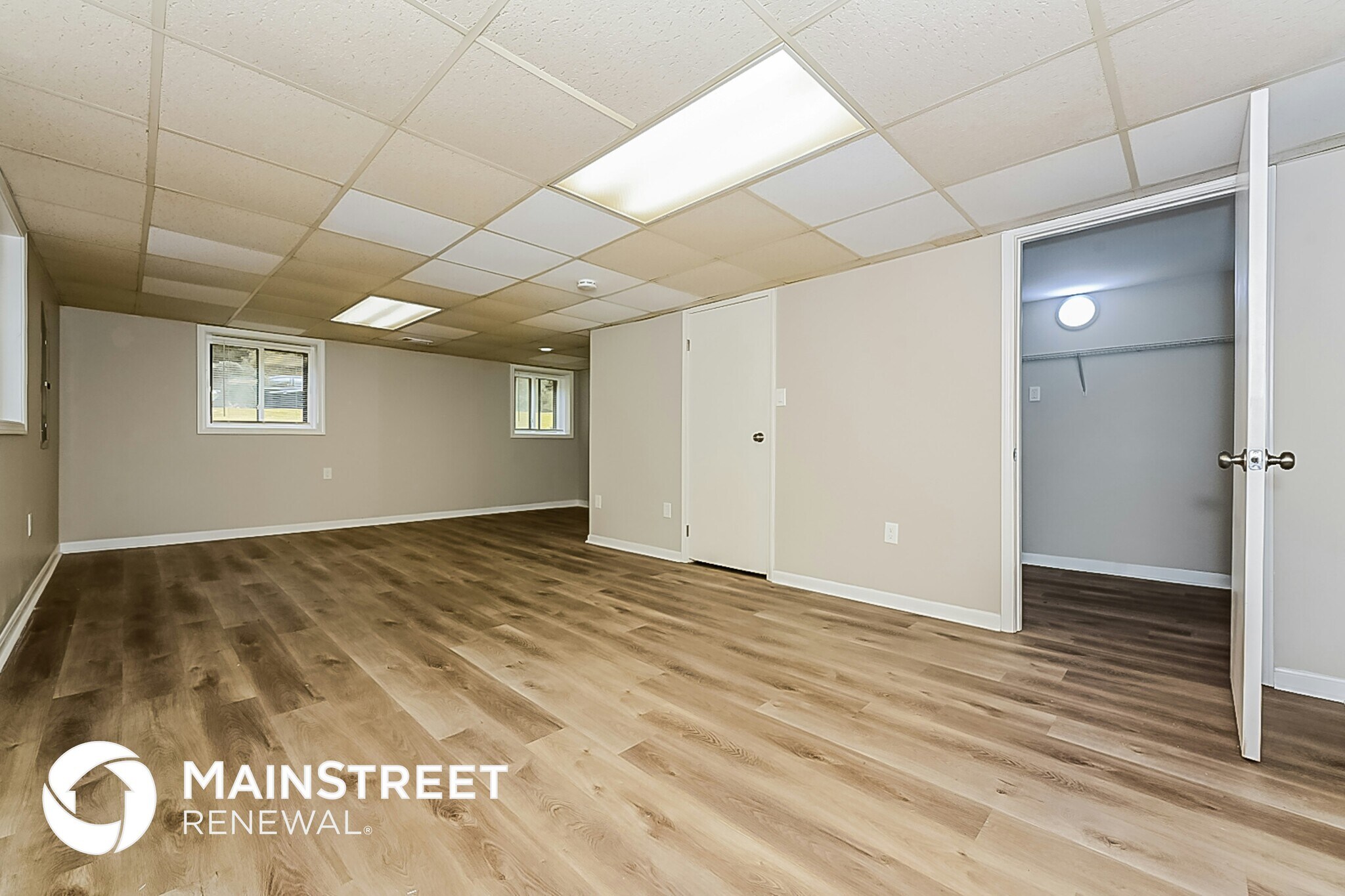 Building Photo - 5749 Cypress Ct