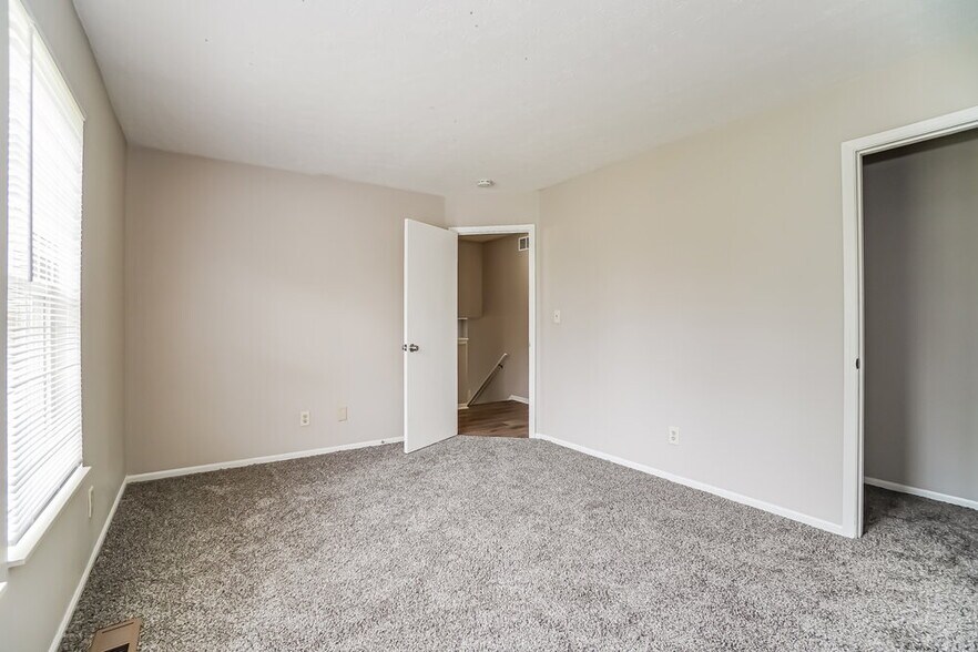 Building Photo - 2524 Bridlewood Ct