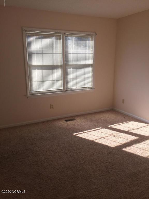 Building Photo - 1113 Grovemont Dr