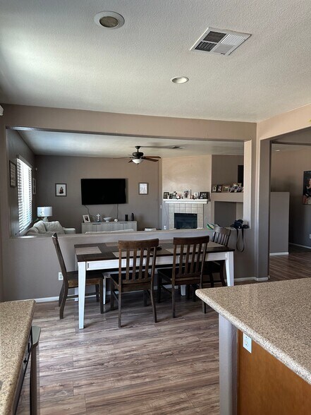 Building Photo - 217 Overleaf Way