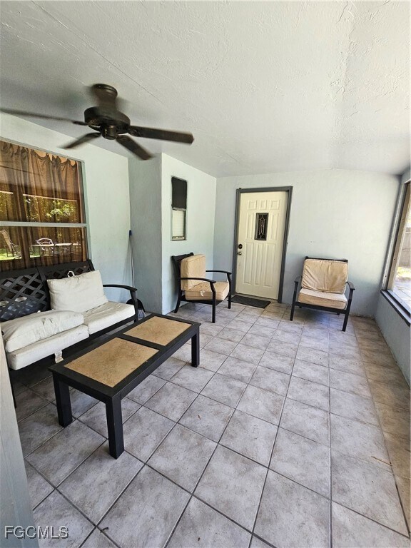 Building Photo - 15483 Spring Line Ln