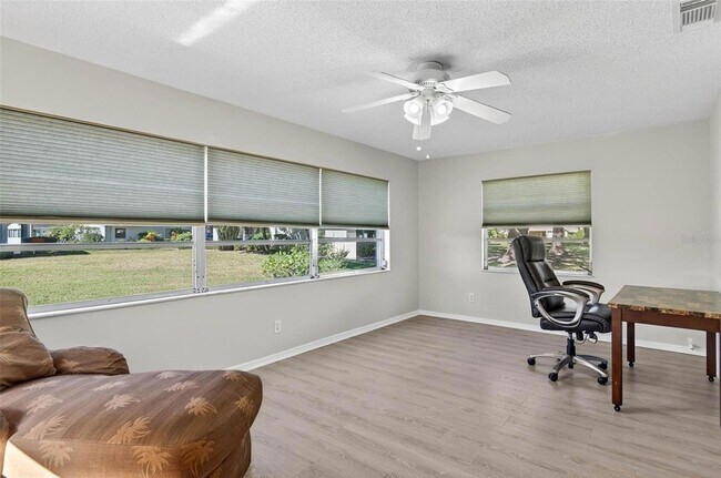 Building Photo - 2113 Hailstone Cir