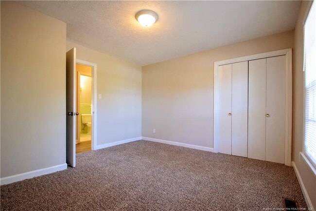 Building Photo - 1509 Paisley Ave
