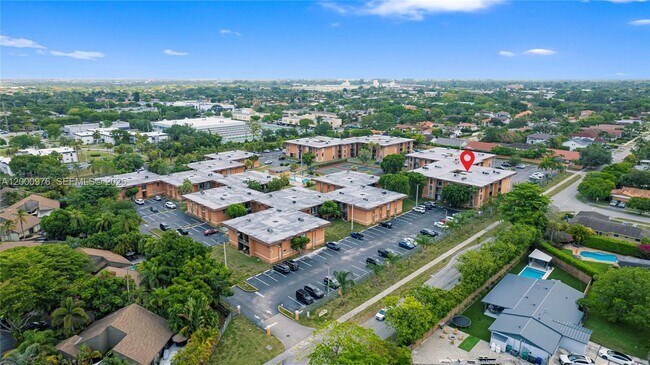 Building Photo - 9441 SW 76th St