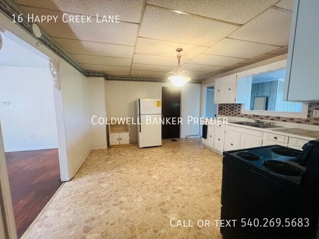 Building Photo - 16 Happy Creek Ln