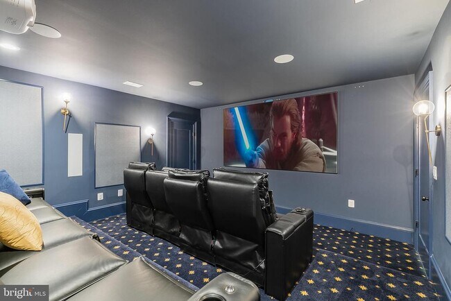 Building Photo - 7002 River Oaks Dr