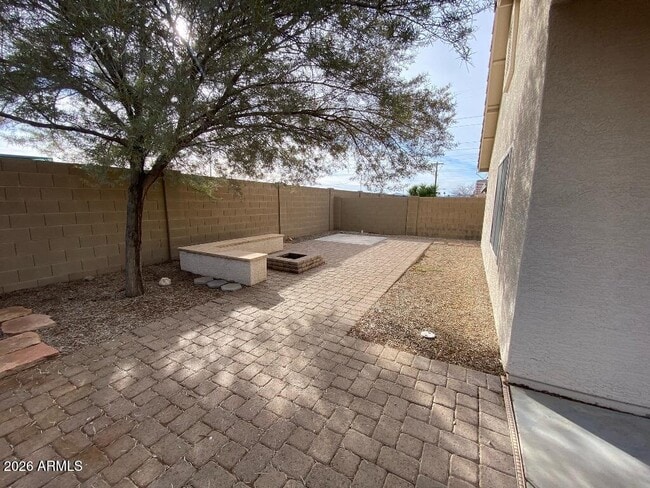 Building Photo - 11425 W Pinehollow Dr