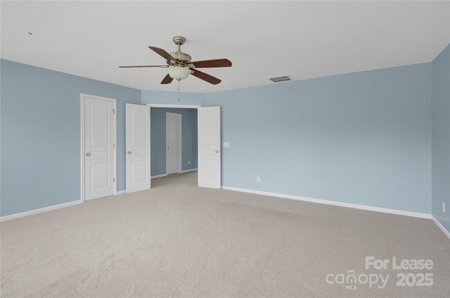Building Photo - 2805 Julian Glen Cir