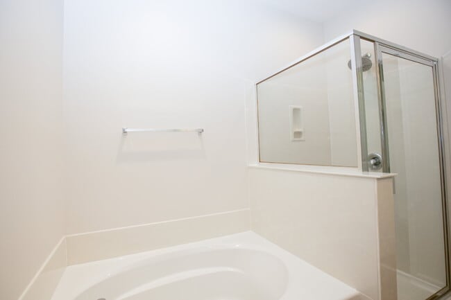 Building Photo - Charming 3 bed, 2.5 bath home with bonus t...