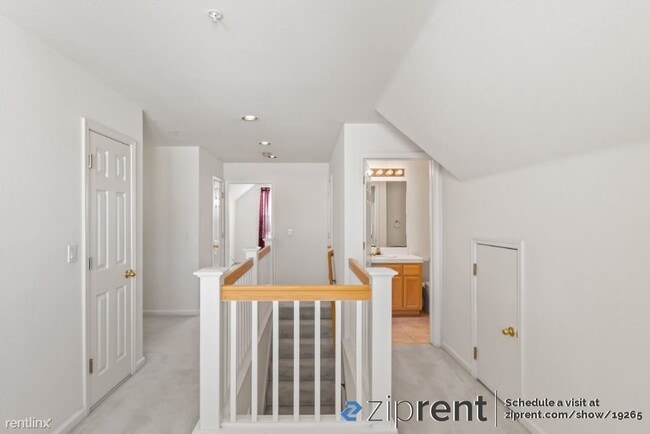 Building Photo - 2 br, 3 bath House - 937 Nobel Drive, Sant...