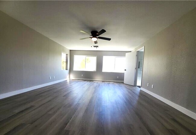 Building Photo - 10208 Grecian Laurel Ct