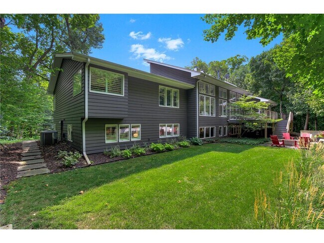 Building Photo - 20650 Bayview Ct