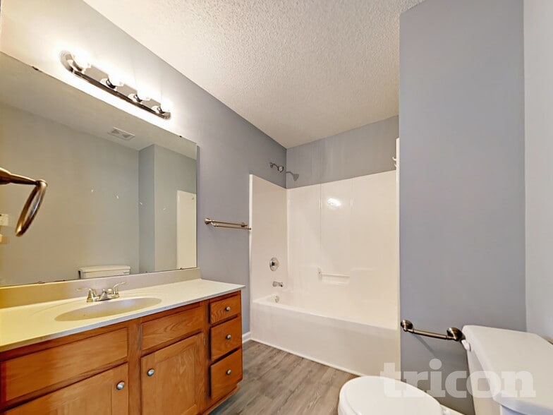 Building Photo - 2672 Thistle Brook Dr