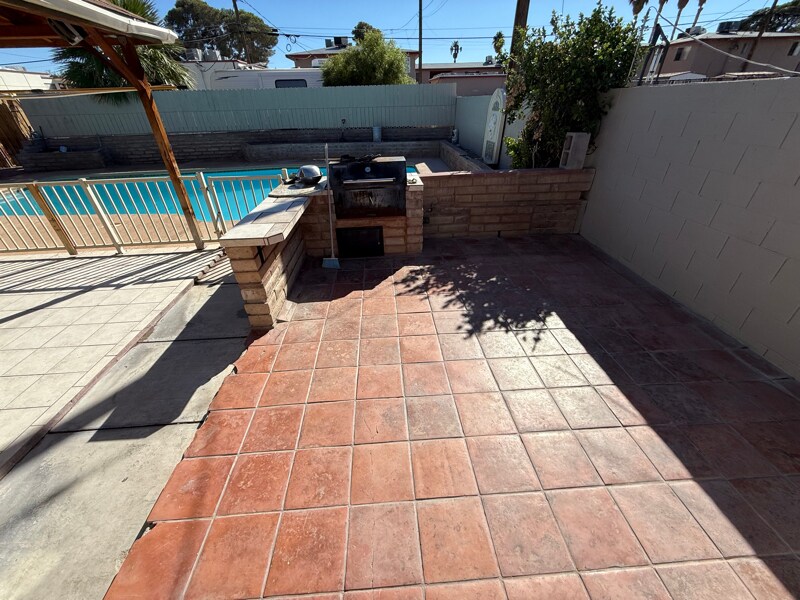 Building Photo - 5905 Fawn Ave