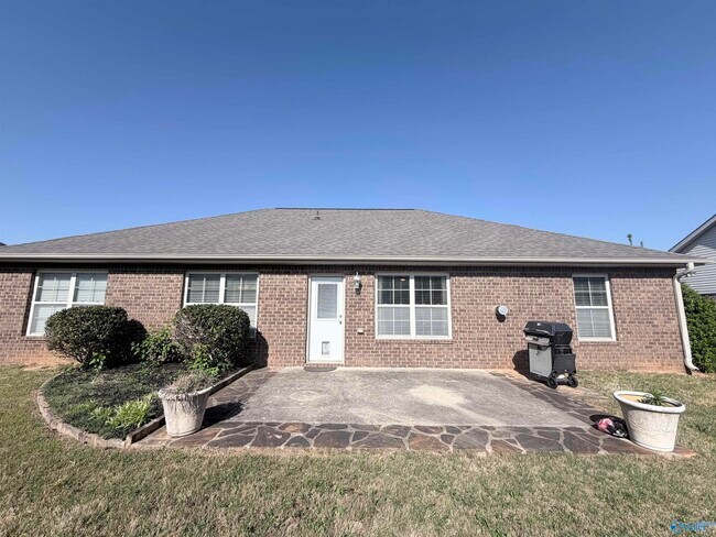 Building Photo - 110 Autumn Haven Ln