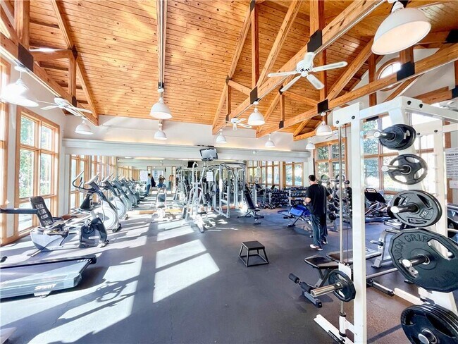 Building Photo - 2870 Pharr Ct S Northwest