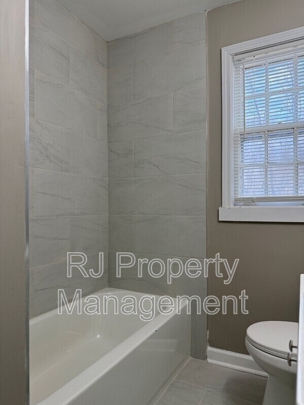 Building Photo - 3268 E Rosita Cir