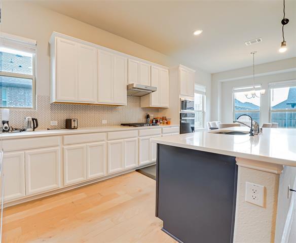 Building Photo - 707 Gatecrest Dr