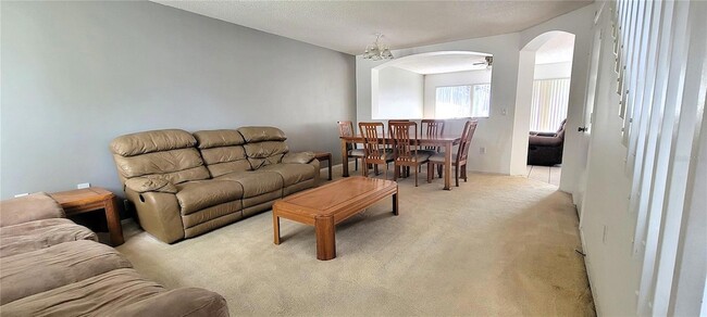 Building Photo - 1212 Sandbrook Dr