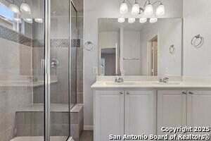 Building Photo - 2030 Olive Hill Dr