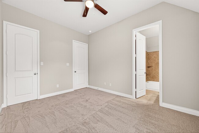 Building Photo - 27128 Allenby Park Dr