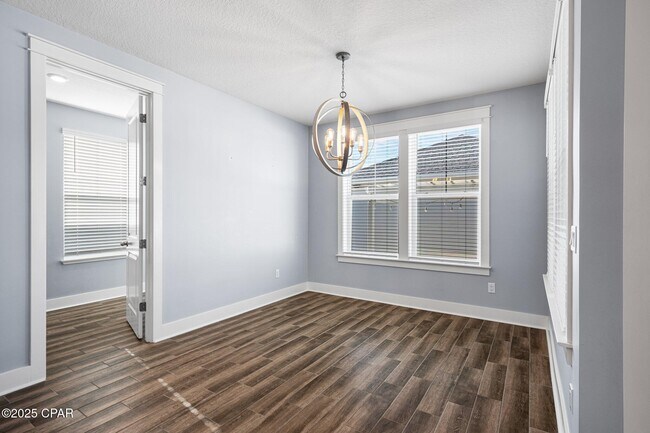 Building Photo - 1301 Savory Ct