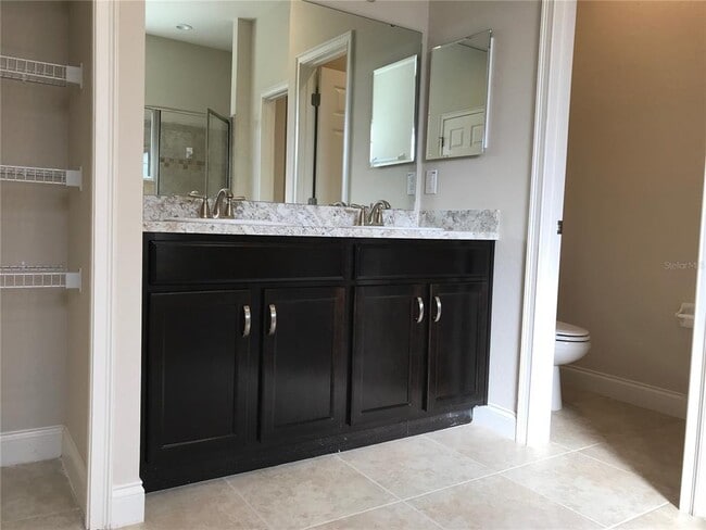 Building Photo - 3338 Pearly Dr