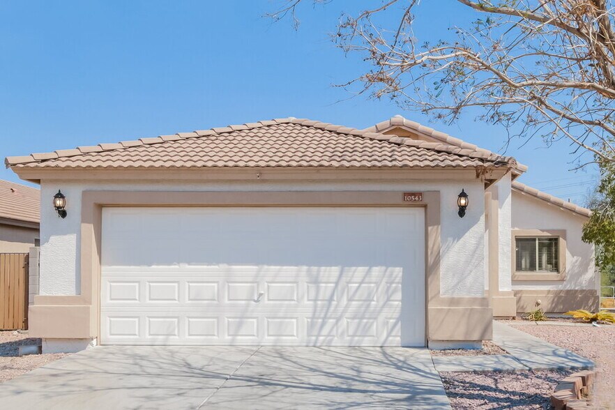 Primary Photo - 10543 E Cicero St