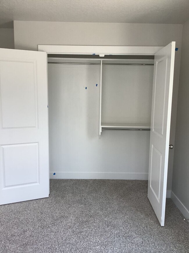 Building Photo - Townhome in Prime Spanish Fork Location