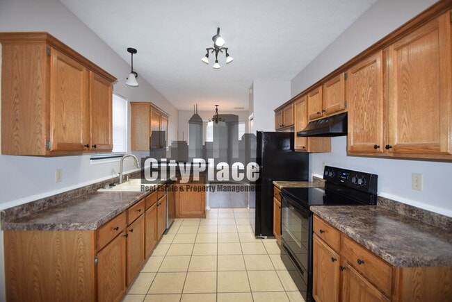 Building Photo - 10394 Lakeland Dr