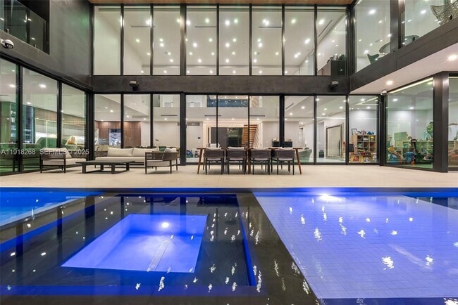 Building Photo - 1102 Washington St