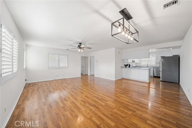 Building Photo - 431 E Washington Ave