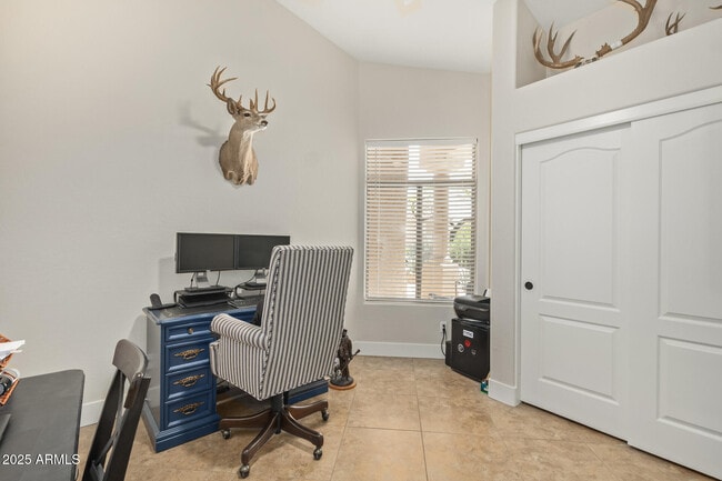 Building Photo - 9716 E Janice Way