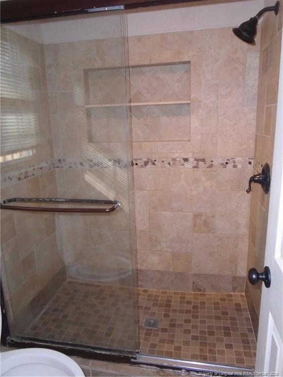 Building Photo - 3503 Farm Circle Rd