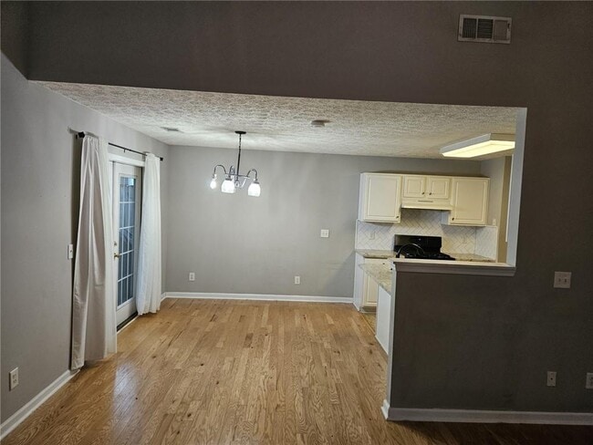 Building Photo - 237 Osmanthus Way