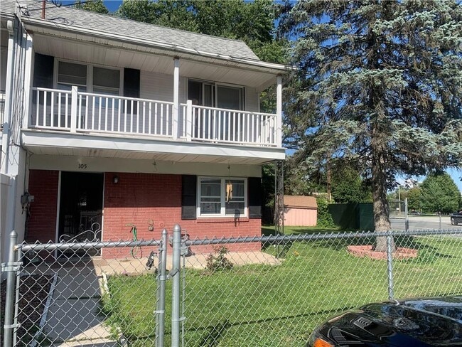 Primary Photo - 105 Sheffield Dr