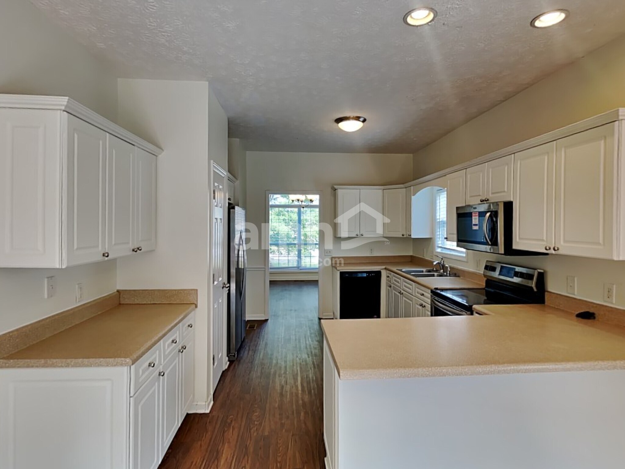 Building Photo - 441 Remington Ave